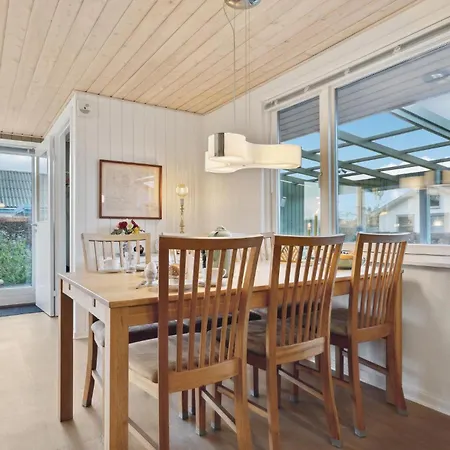 Beautiful In With Kitchen 하일스
